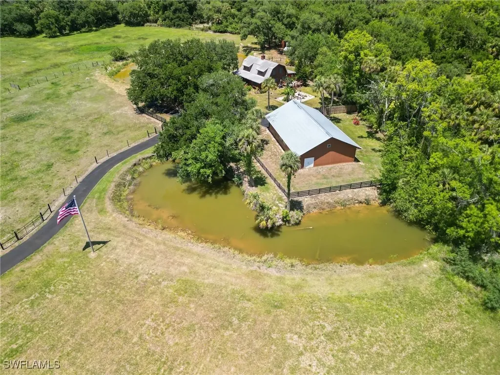 19861 N River Road Alva FL 33920