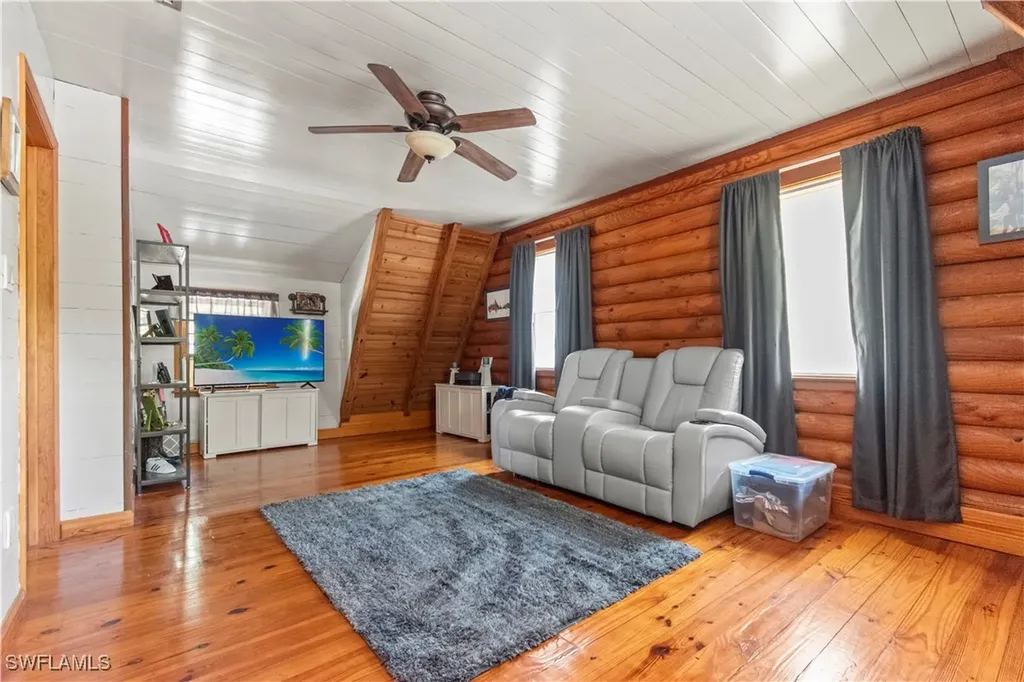 19861 N River Road Alva FL 33920