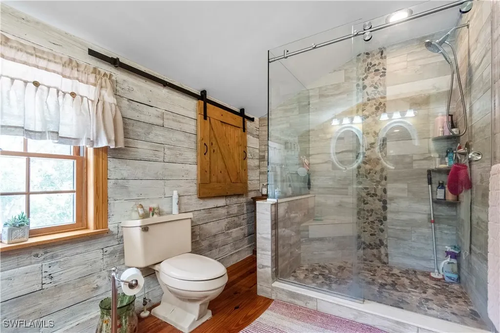 19861 N River Road Alva FL 33920