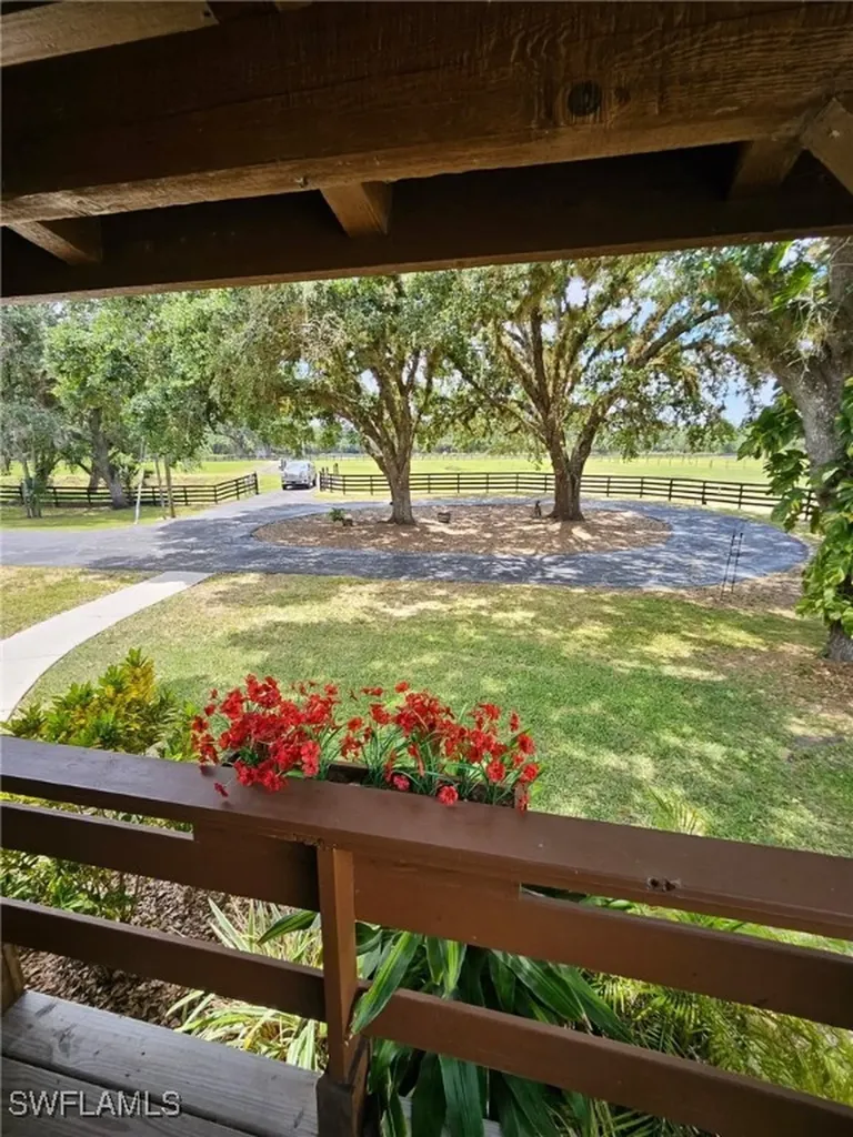 19861 N River Road Alva FL 33920