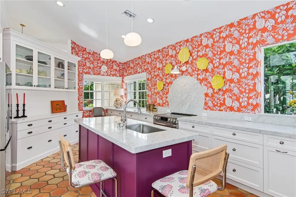 234 Edgemere Way E Naples FL 34105