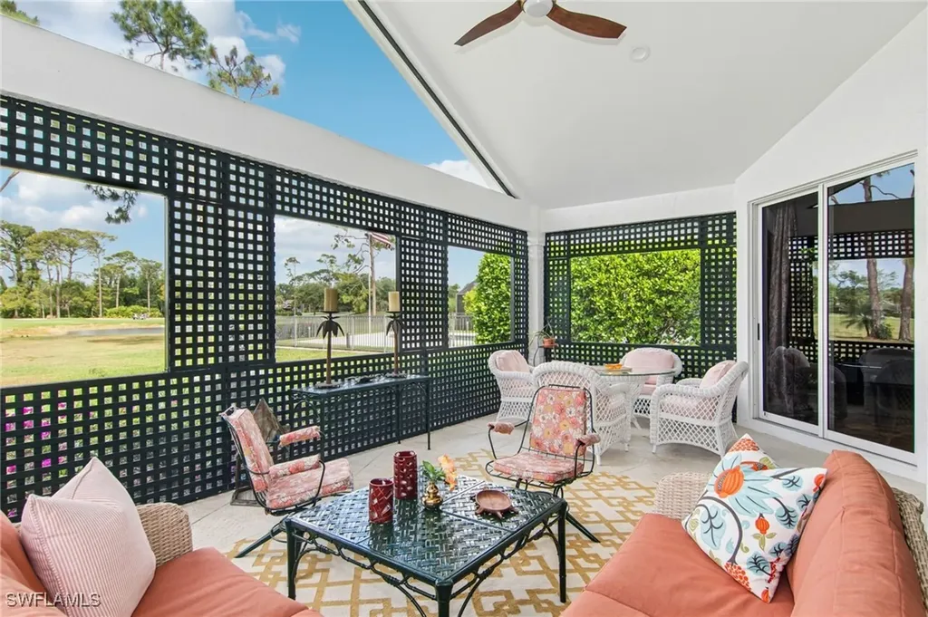 234 Edgemere Way E Naples FL 34105