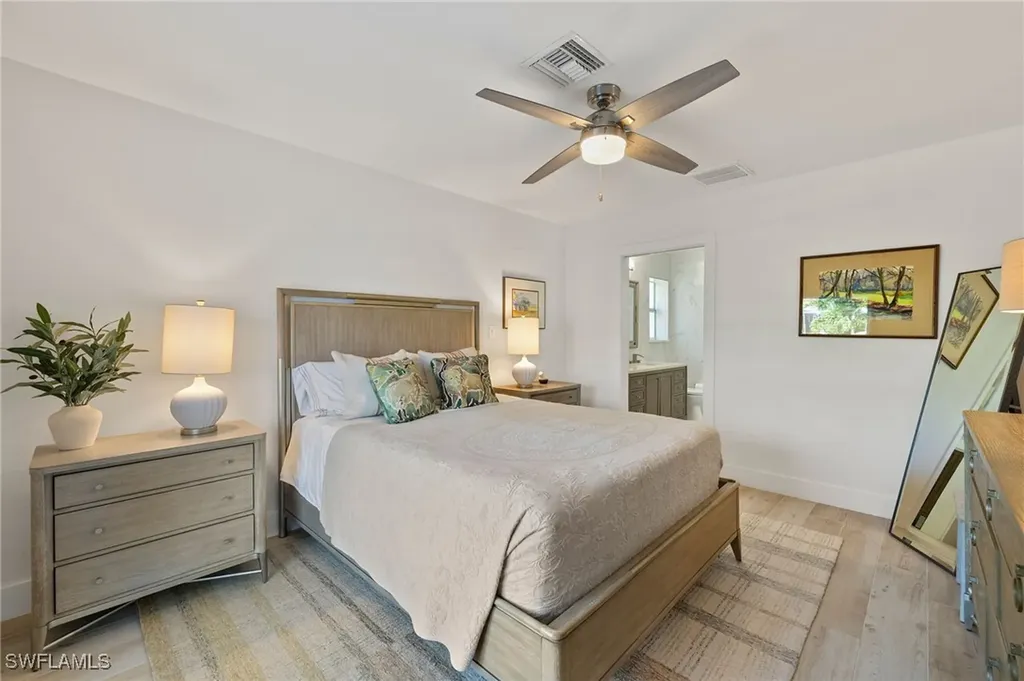 5208 SW 2nd Place Cape Coral FL 33914