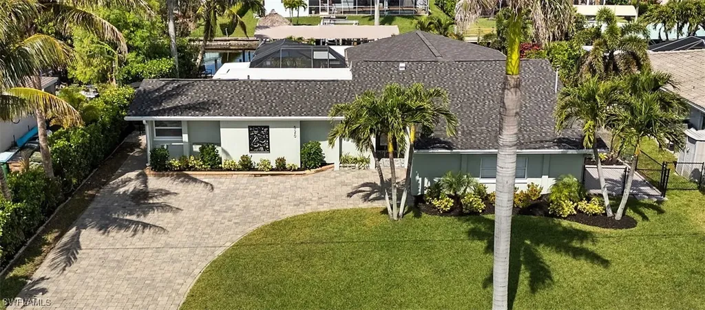5208 SW 2nd Place Cape Coral FL 33914