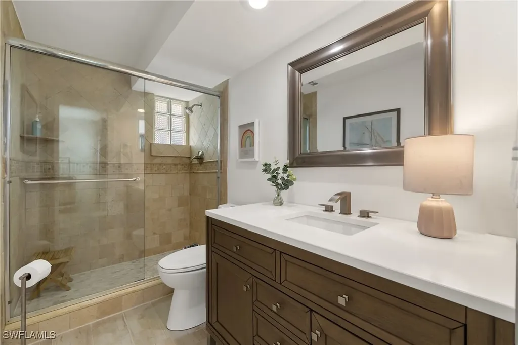 5208 SW 2nd Place Cape Coral FL 33914