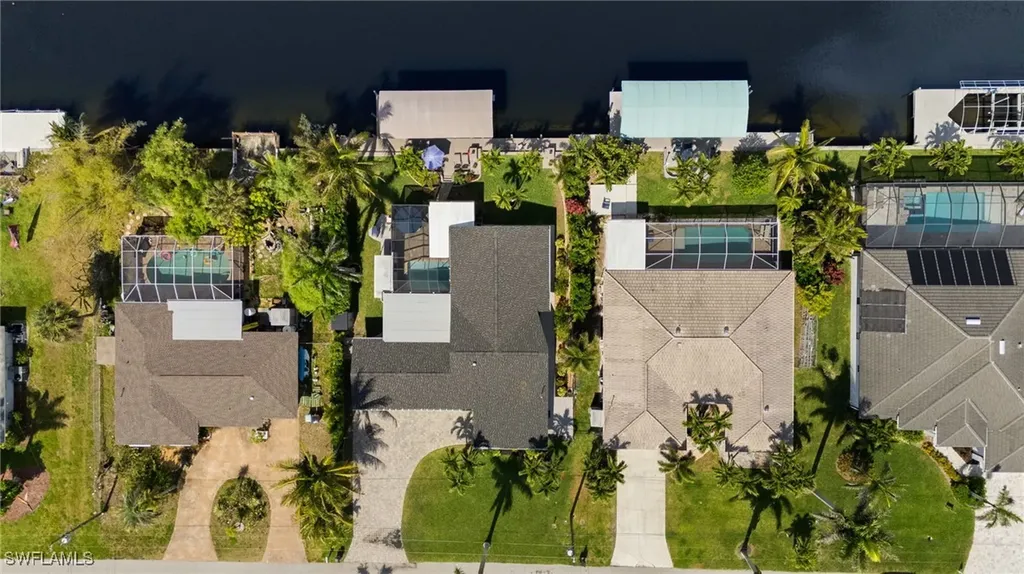 5208 SW 2nd Place Cape Coral FL 33914