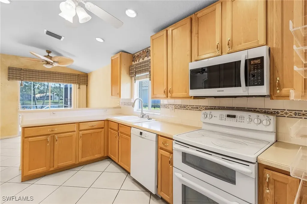 7490 Lourdes Court Naples FL 34104