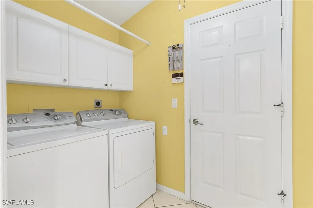 7490 Lourdes Court Naples FL 34104