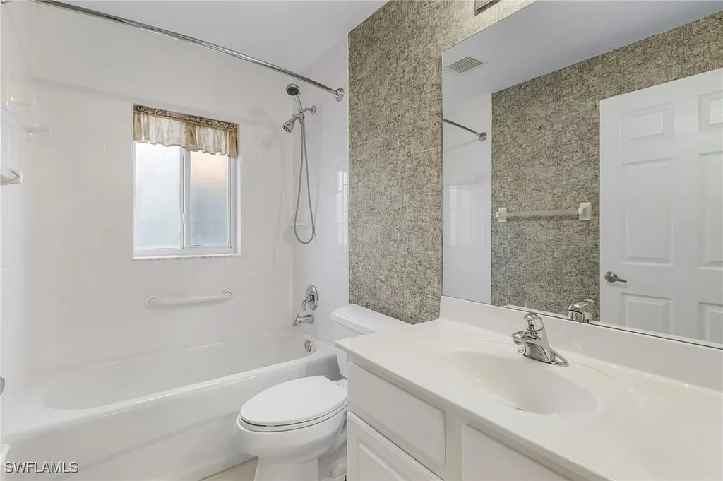 7490 Lourdes Court Naples FL 34104