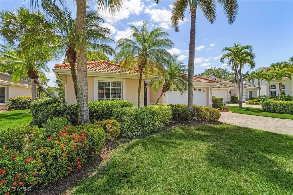7490 Lourdes Court Naples FL 34104