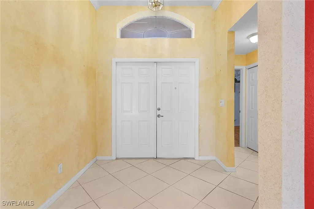 7490 Lourdes Court Naples FL 34104