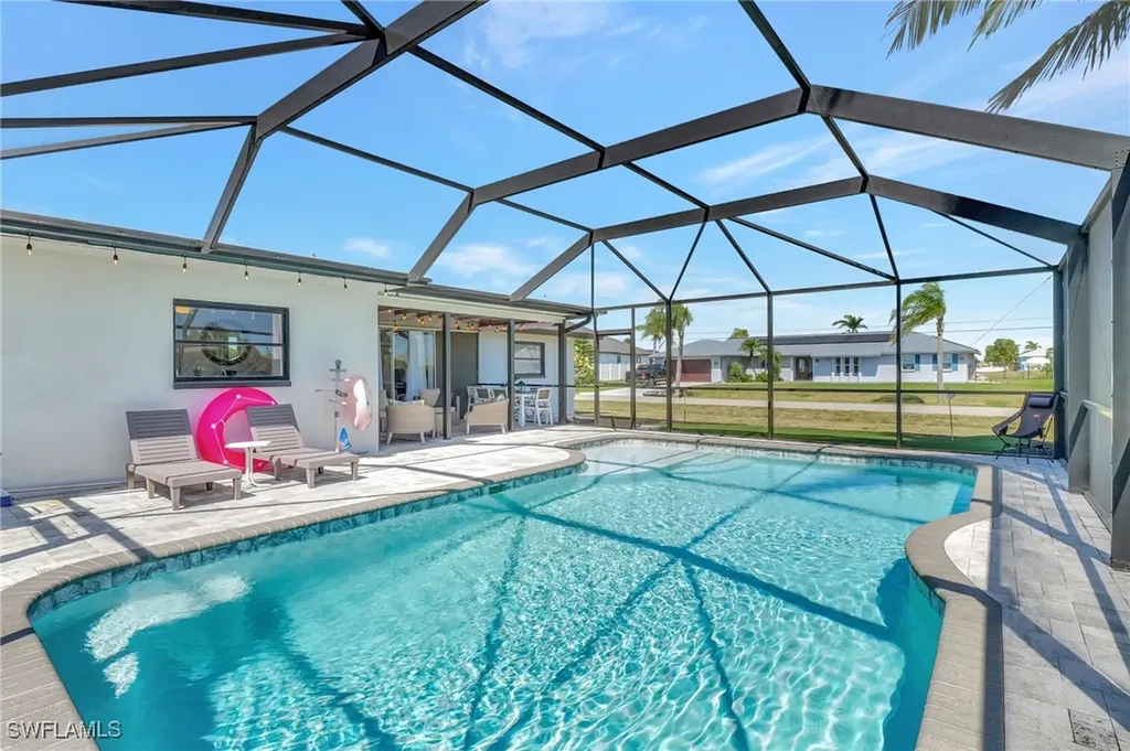 928 SE 30th Lane Cape Coral FL 33904