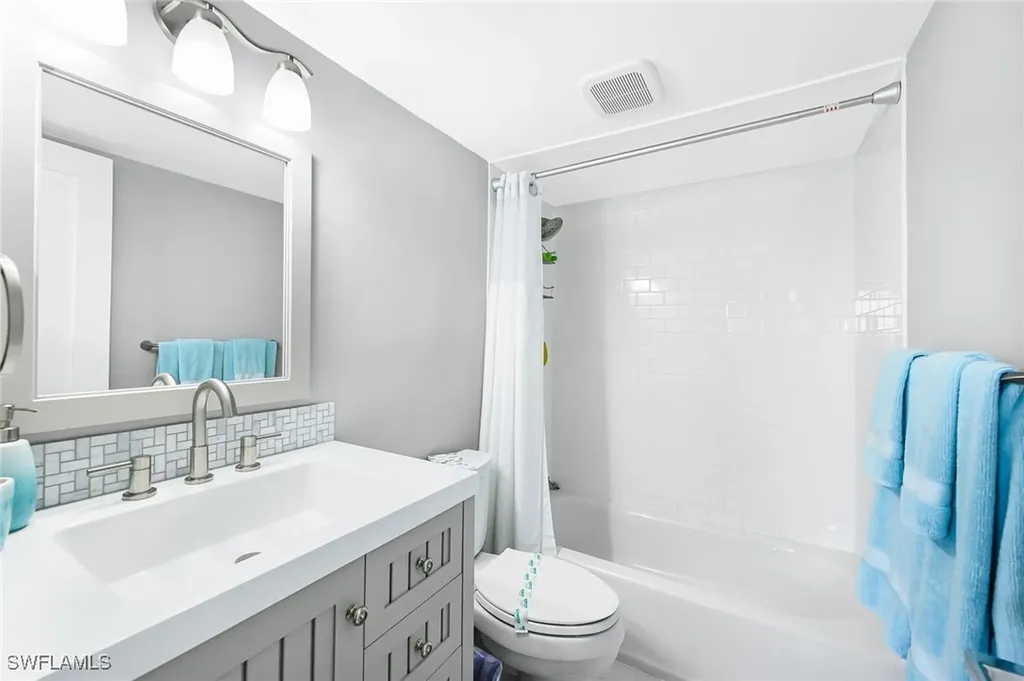 9375 Gulf Shore Drive Naples FL 34108