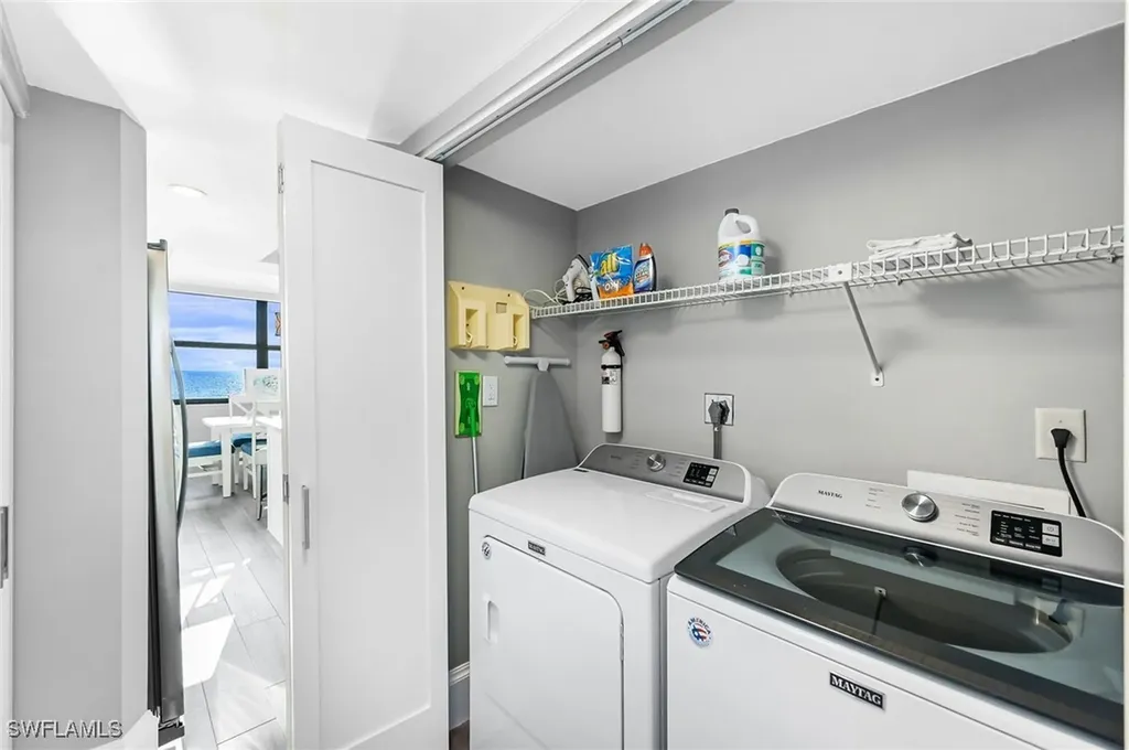 9375 Gulf Shore Drive Naples FL 34108