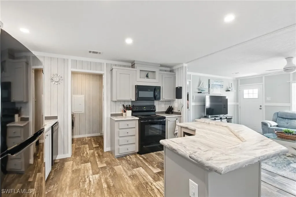 5151 Forest Park Drive North Fort Myers FL 33917