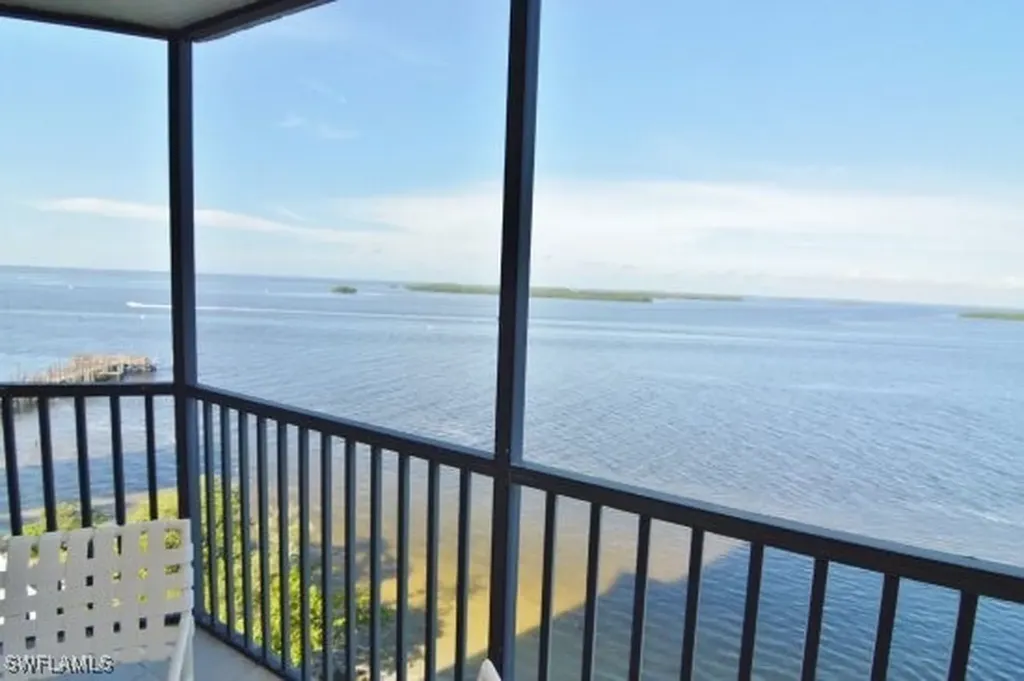 17170 Harbour Point Drive Fort Myers FL 33908