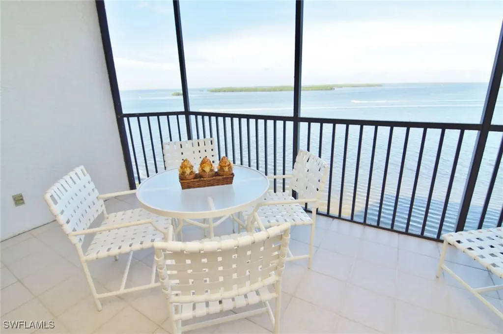 17170 Harbour Point Drive Fort Myers FL 33908