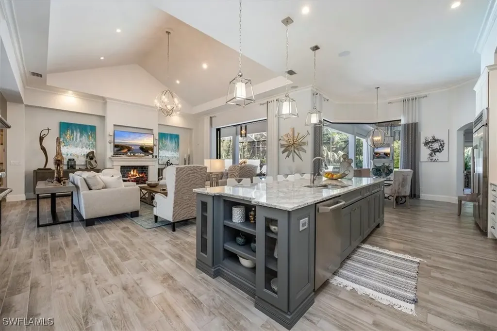 6363 Burnham Road Naples FL 34119