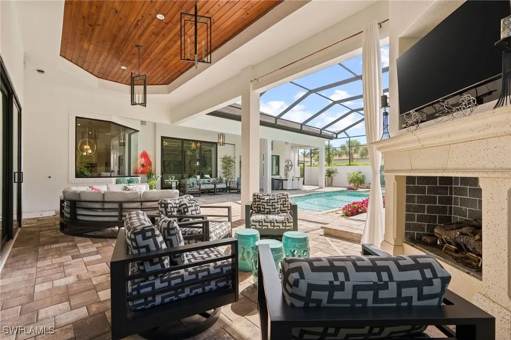 6363 Burnham Road Naples FL 34119