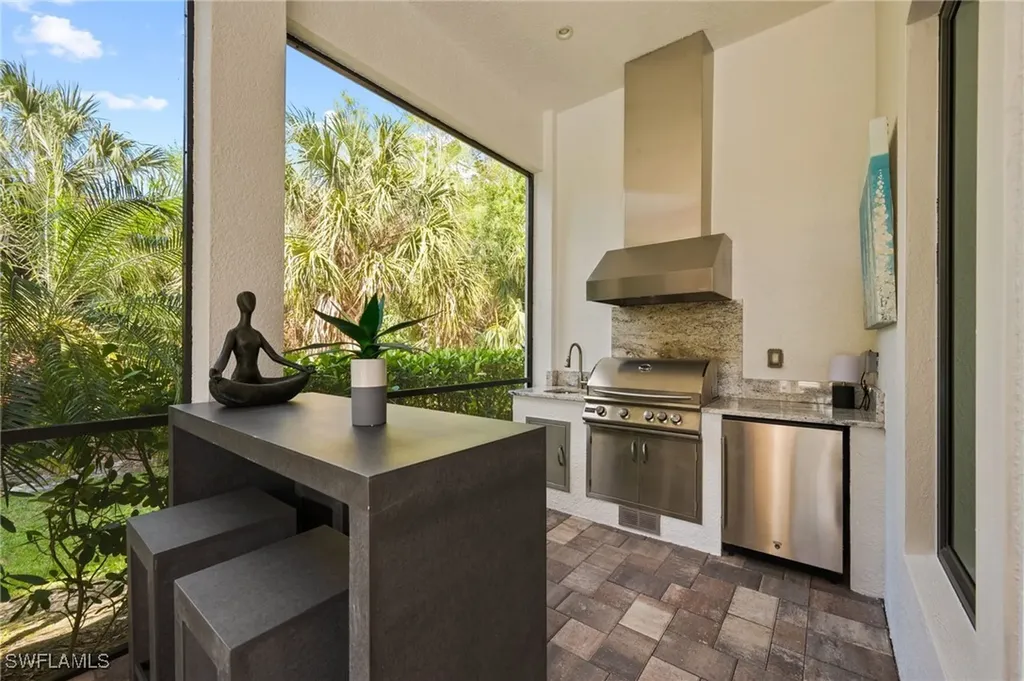 6363 Burnham Road Naples FL 34119