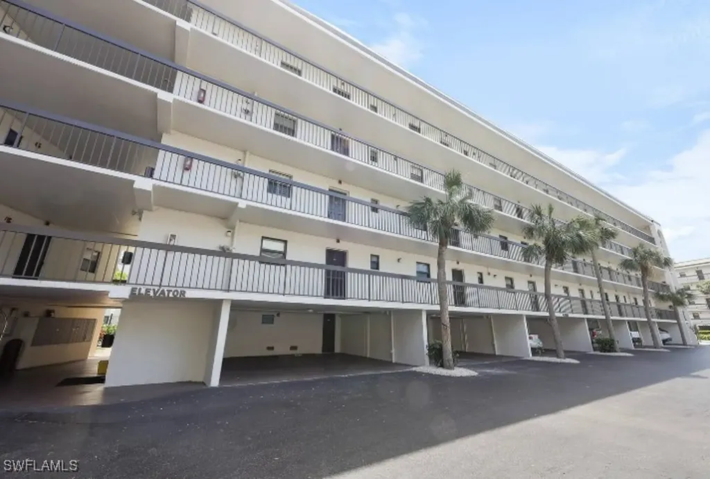 Marco Island FL, 995 Anglers Cove, Unit N303