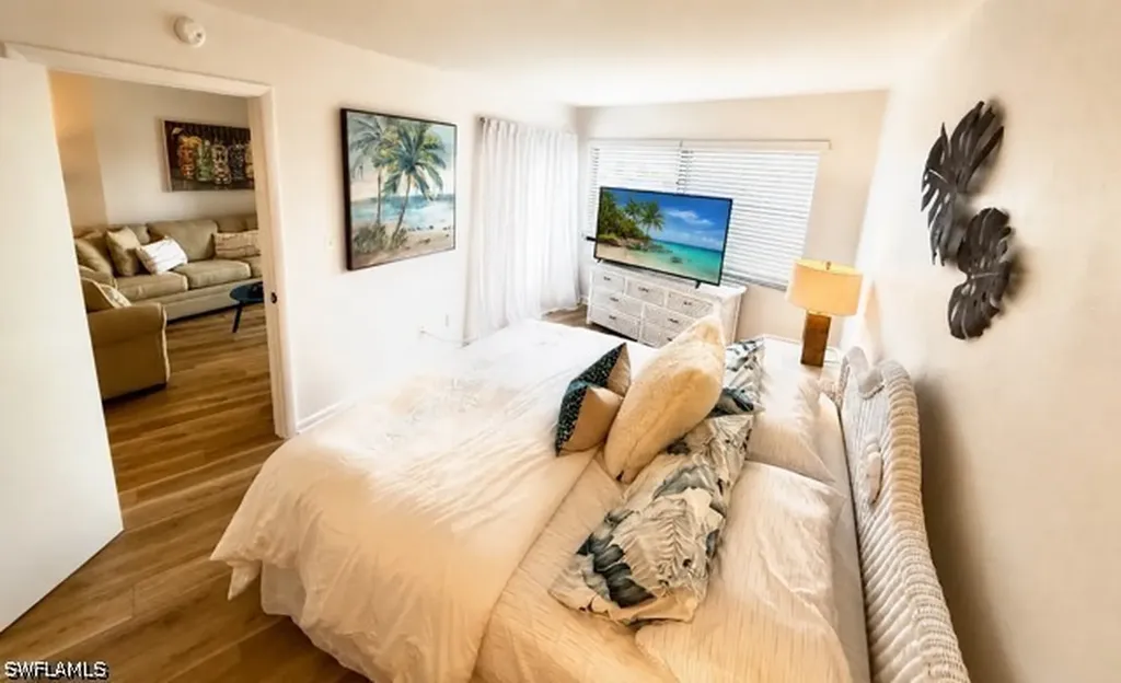 1031 Anglers Cove Marco Island FL 34145