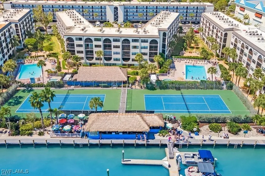1031 Anglers Cove Marco Island FL 34145