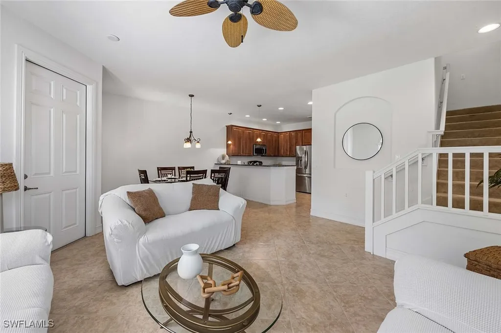 9134 Chula Vista Street Naples FL 34113