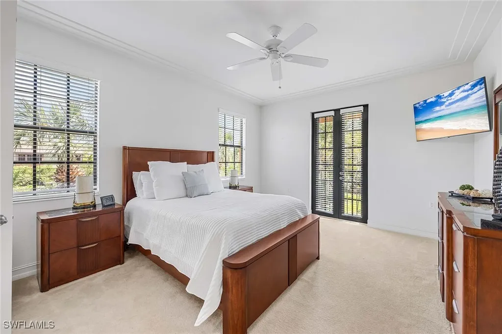 9134 Chula Vista Street Naples FL 34113