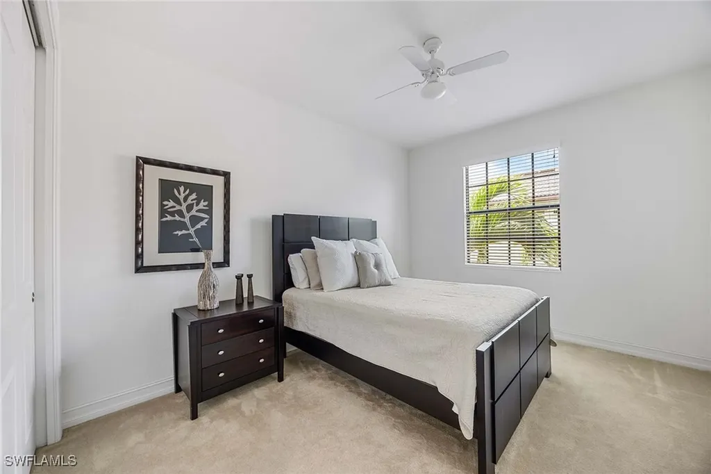 9134 Chula Vista Street Naples FL 34113