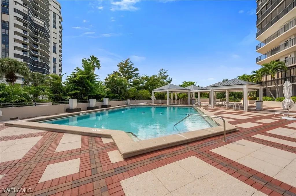6075 Pelican Bay Boulevard Naples FL 34108