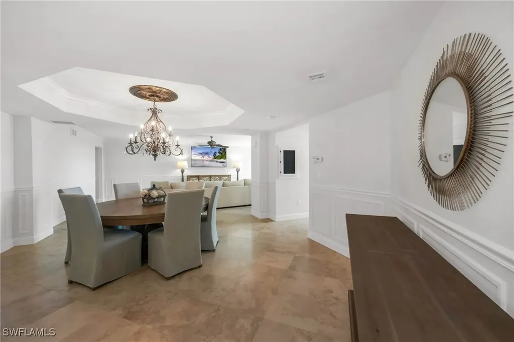 6075 Pelican Bay Boulevard Naples FL 34108
