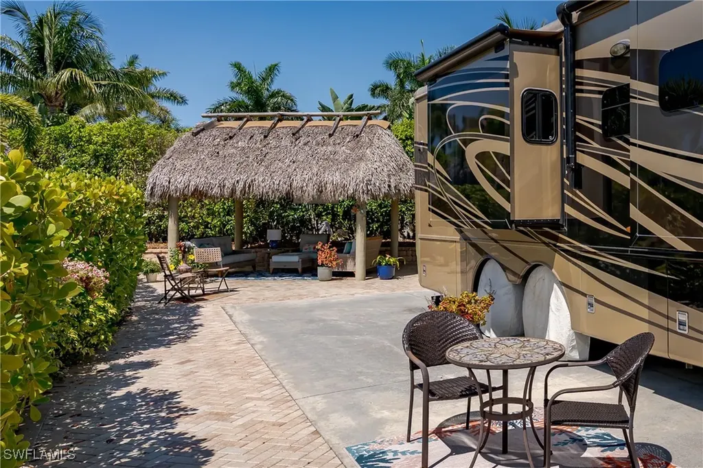 13572 Snook Circle Naples FL 34114