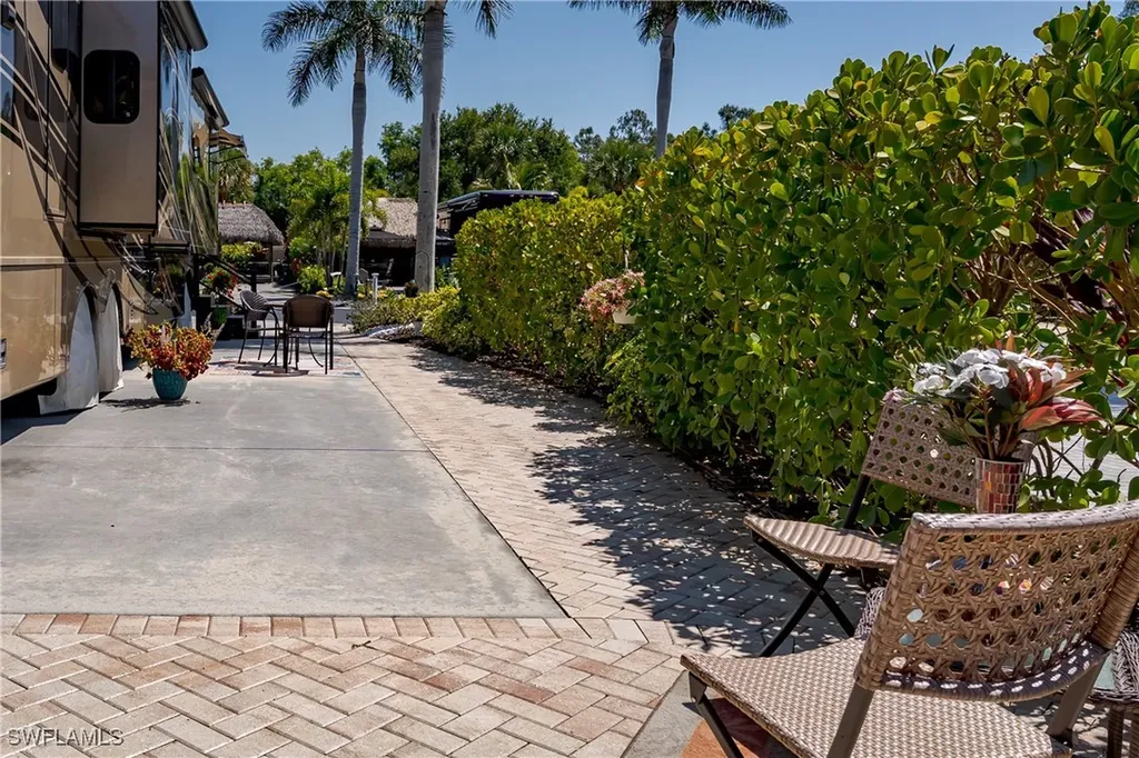 13572 Snook Circle Naples FL 34114