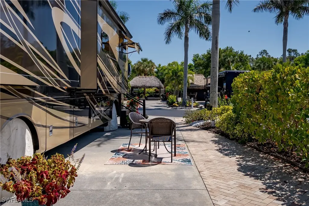13572 Snook Circle Naples FL 34114