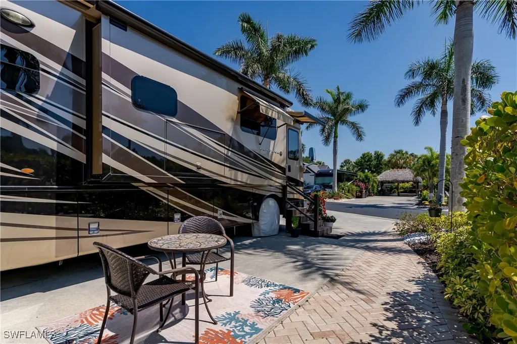 13572 Snook Circle Naples FL 34114