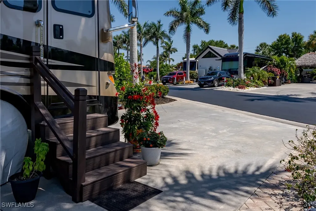 13572 Snook Circle Naples FL 34114