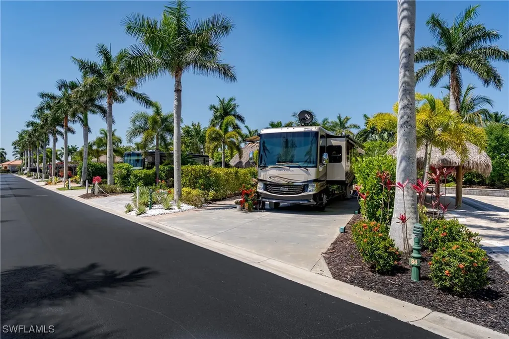 13572 Snook Circle Naples FL 34114