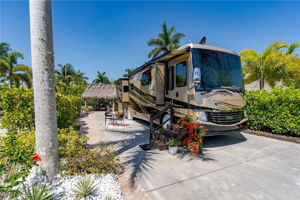 13572 Snook Circle Naples FL 34114