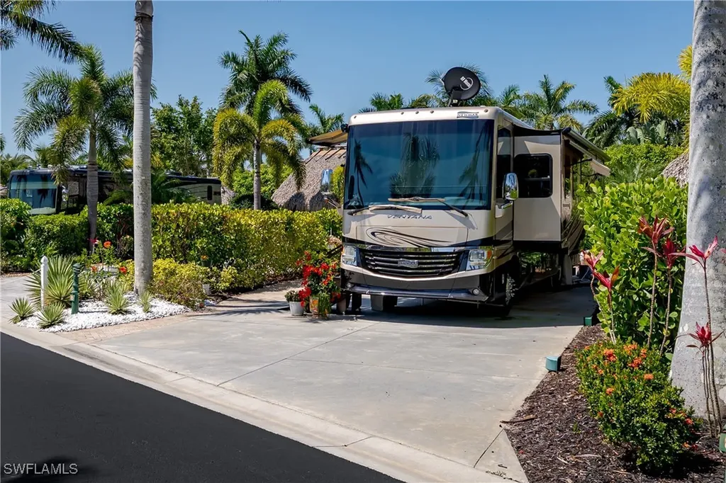 13572 Snook Circle Naples FL 34114