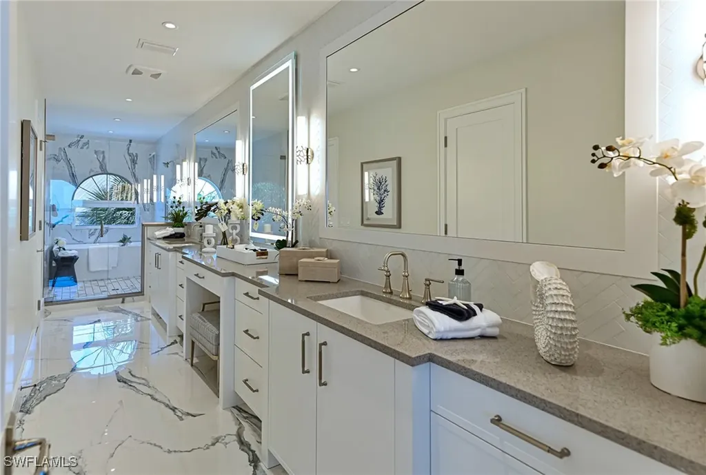 145 Barefoot Circle Bonita Springs FL 34134