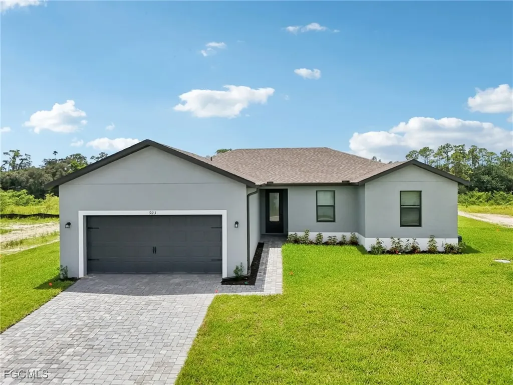 923 Admiral Bull Halsey Avenue Labelle FL 33935