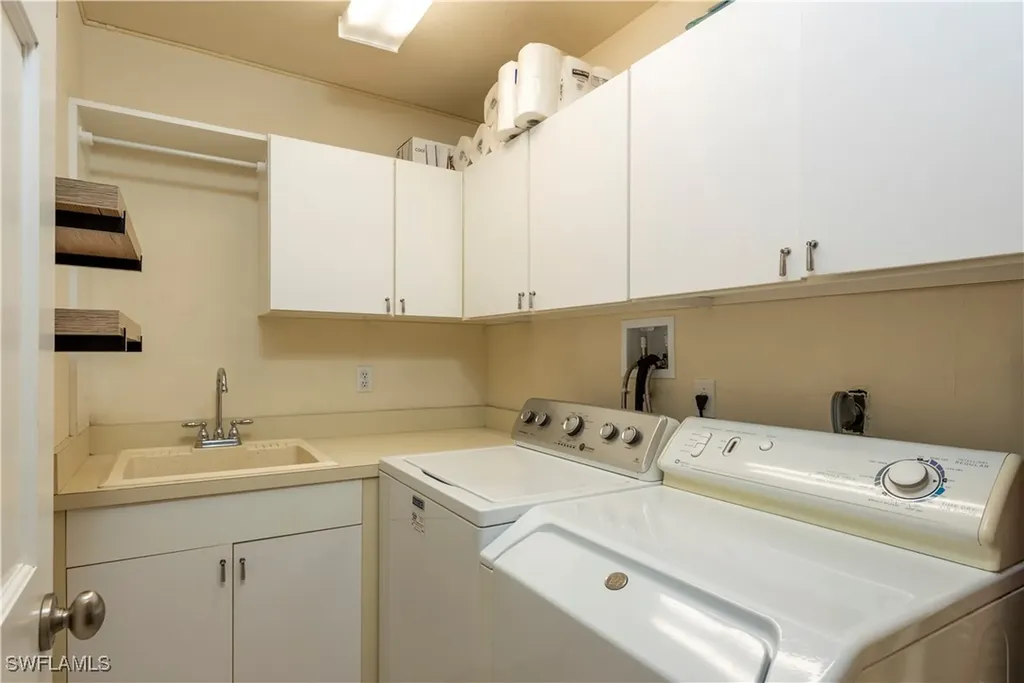 1510 Logan Court Naples FL 34116
