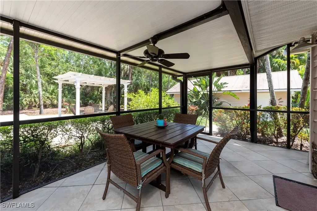 1510 Logan Court Naples FL 34116