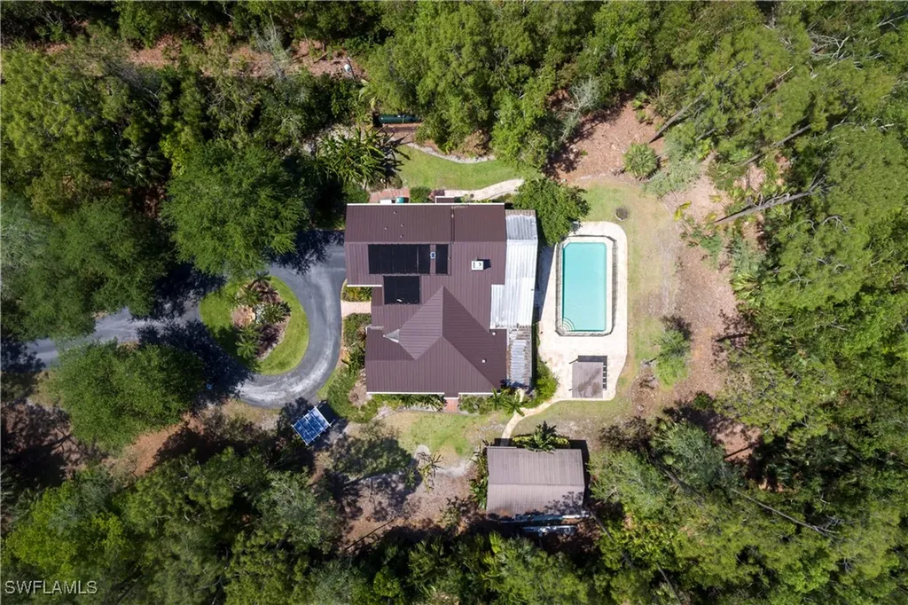 1510 Logan Court Naples FL 34116