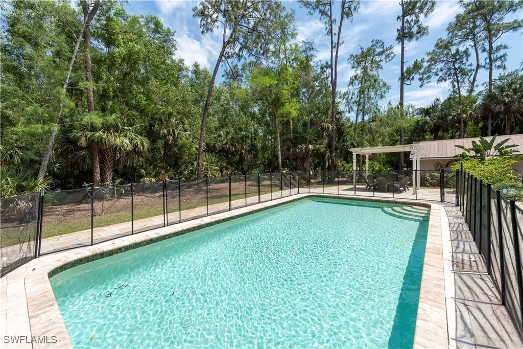 1510 Logan Court Naples FL 34116