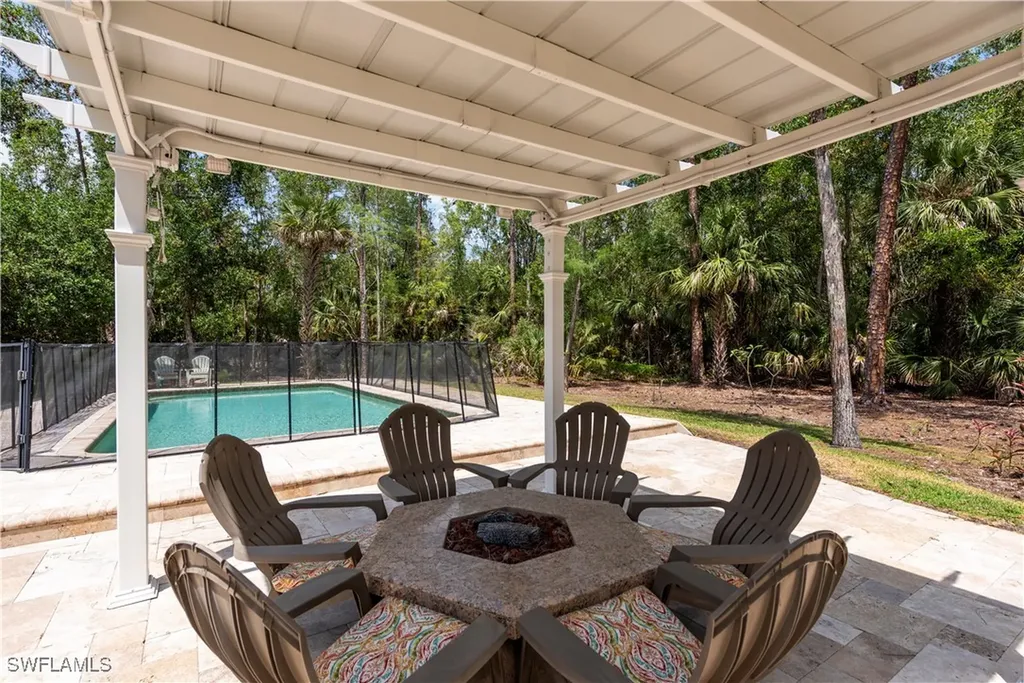 1510 Logan Court Naples FL 34116
