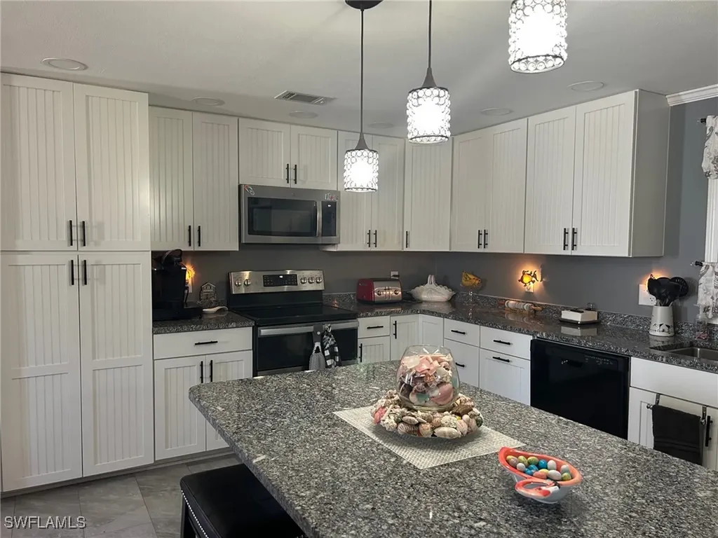 196 Palm Harbor Drive North Port FL 34287