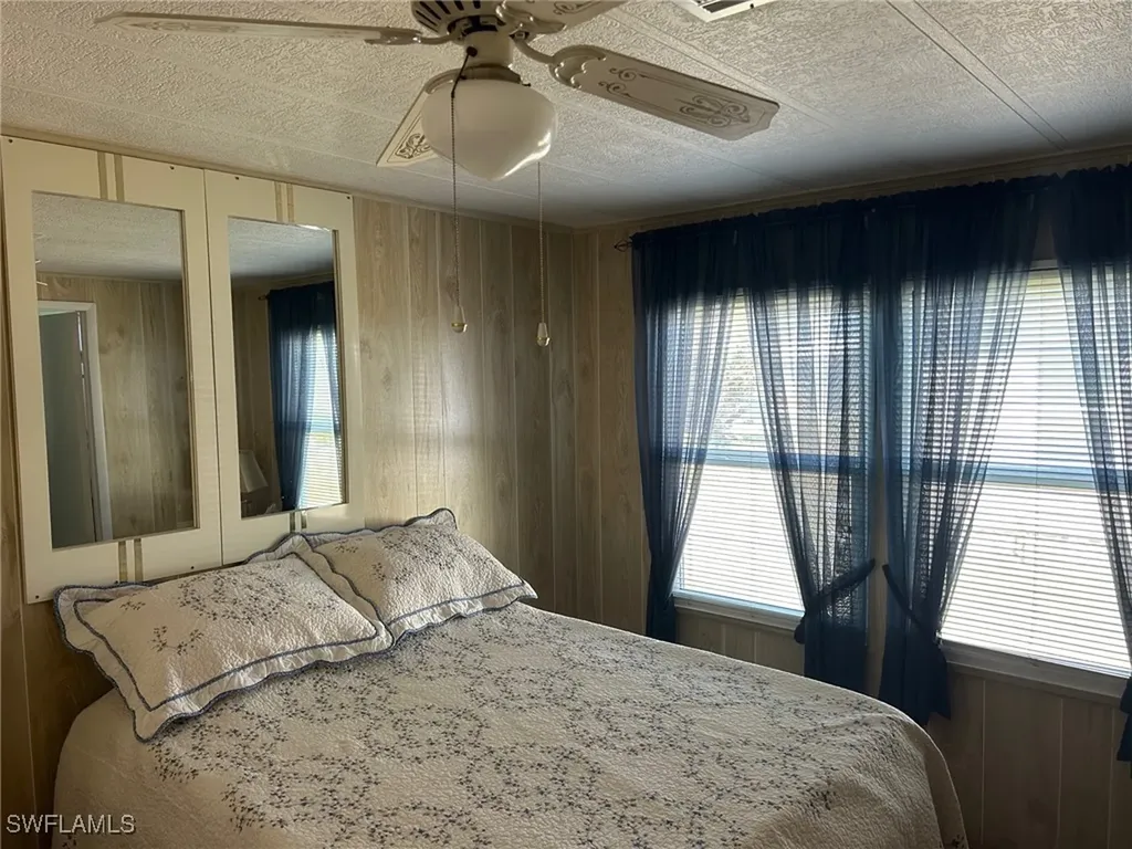 196 Palm Harbor Drive North Port FL 34287