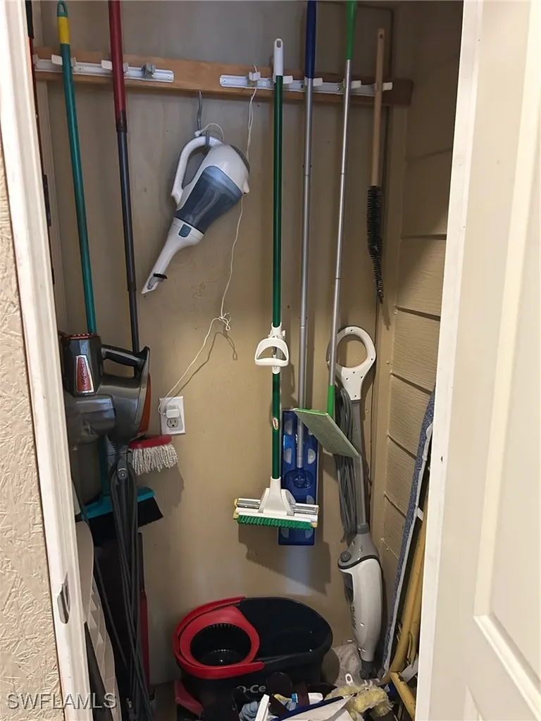 196 Palm Harbor Drive North Port FL 34287